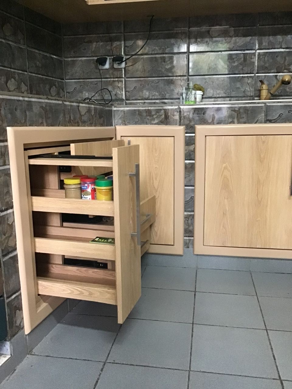 Cuisine bois clair vue d'ensemble